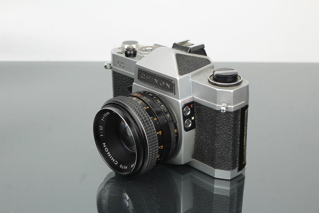 Chinon CS + 55mm 1.7 Chinon lens