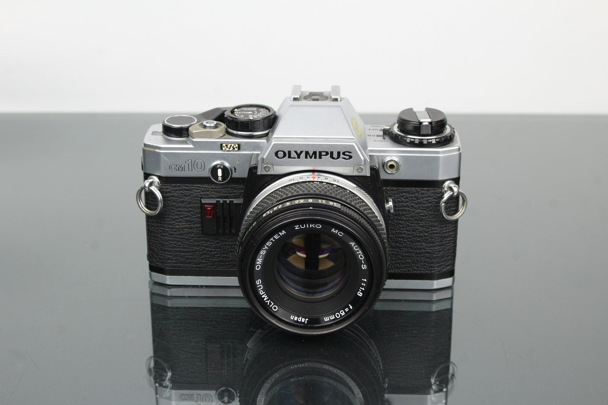 Olympus OM10 + Olympus 1:1.8 50mm objektiv