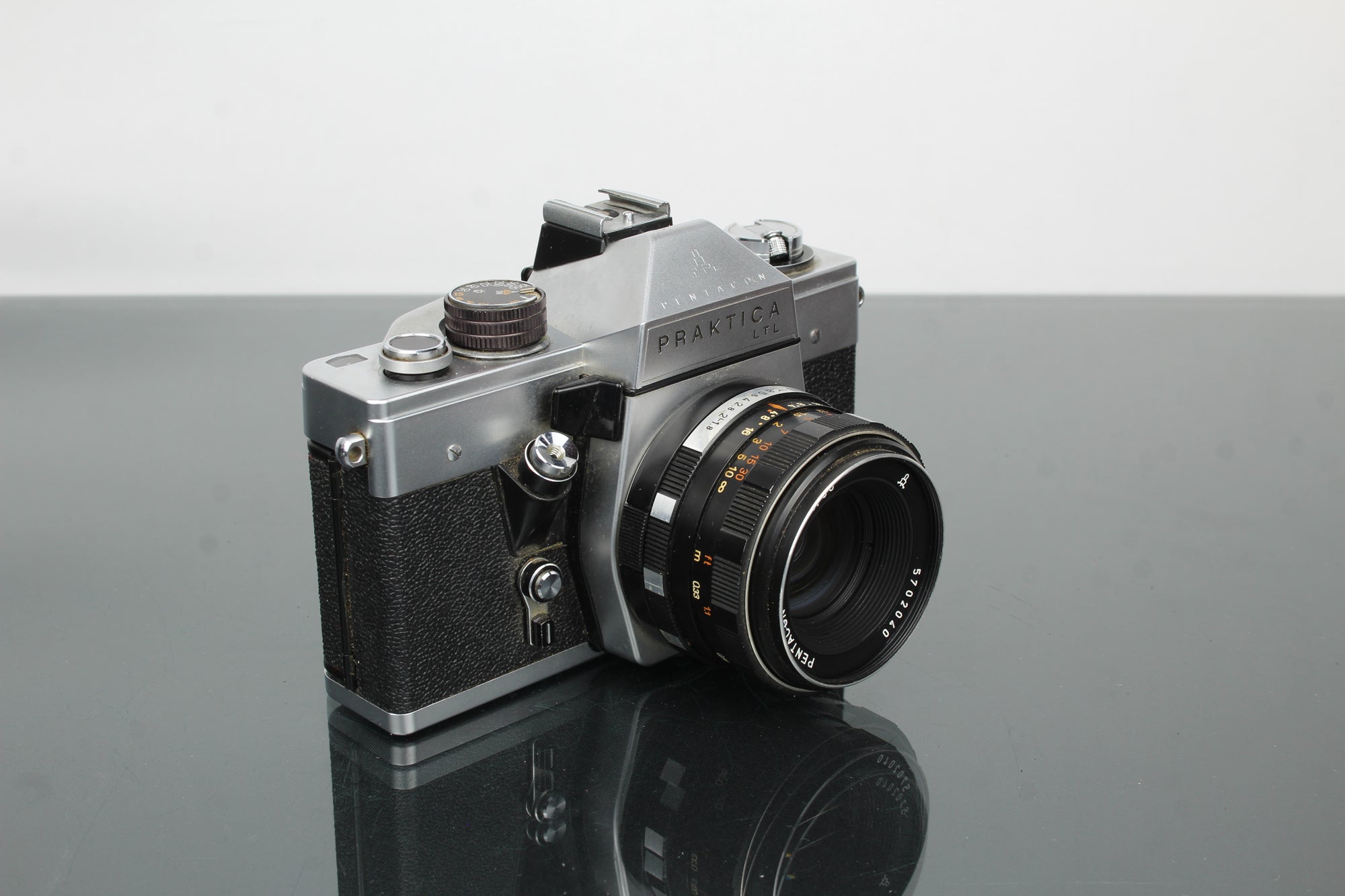 <tc>Praktica</tc> LTL + Pentacon 1.8/50 Linse
