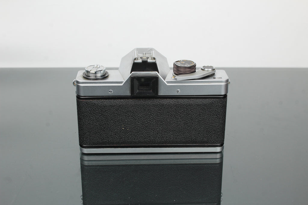 <tc>Praktica</tc> LTL + Pentacon 1.8/50 Linse