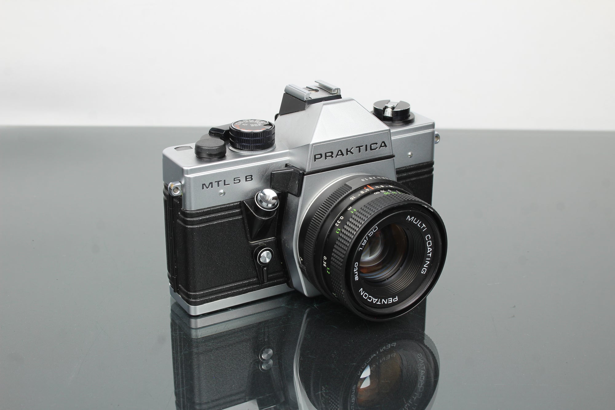 Praktika MLT 5 B + Pentacon auto 1.8/50 objektiv (M42 mount)