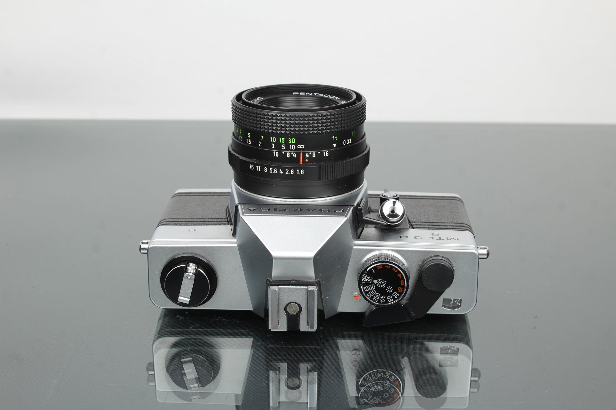 Praktika MLT 5 B + Pentacon auto 1.8/50 objektiv (M42 mount)