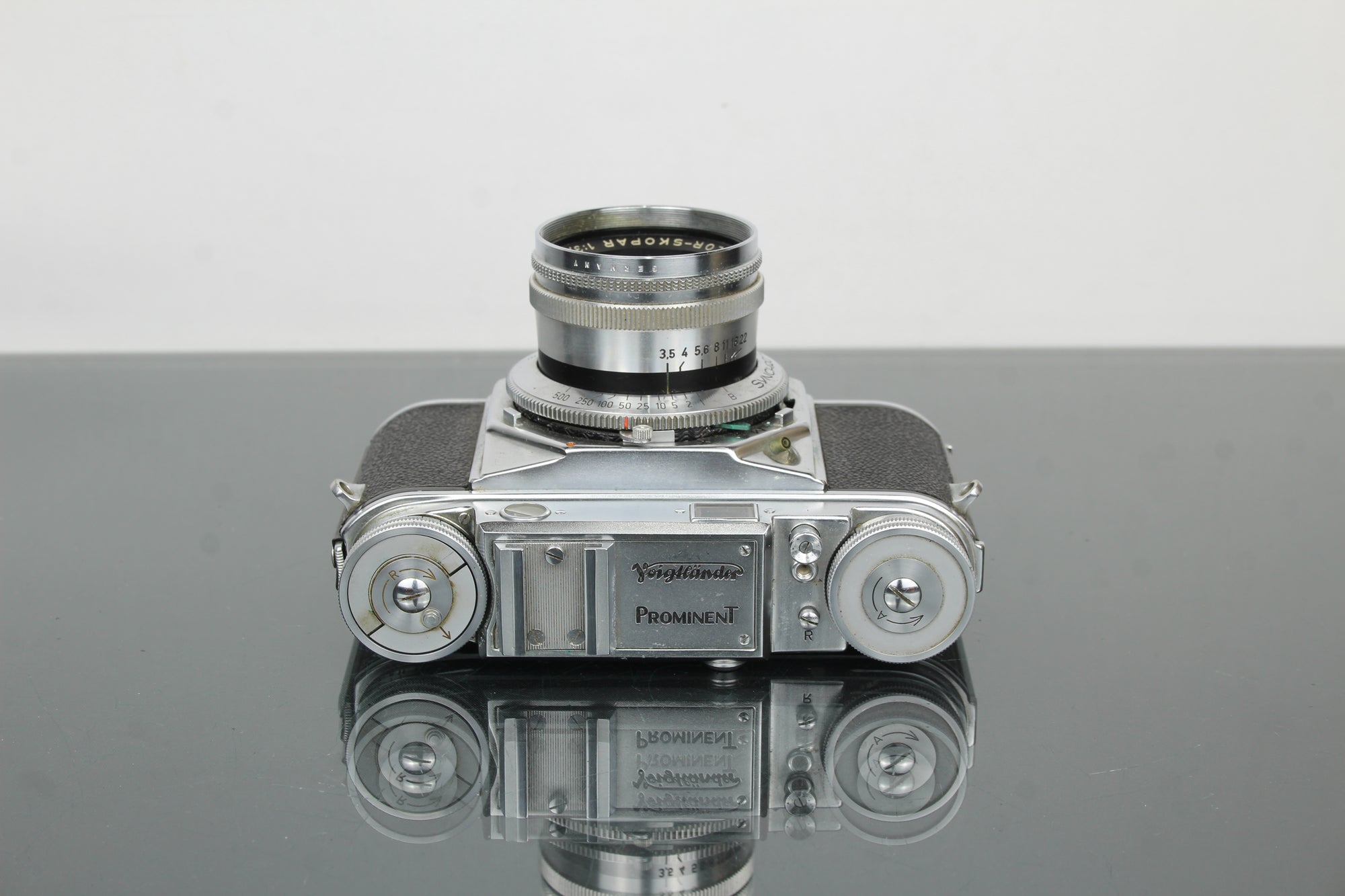 Voigtlander Prominent + 50mm f/1.5 Nokton lens