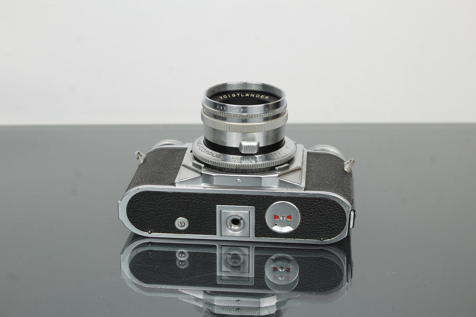 Voigtlander Prominent + 50mm f/1.5 Nokton lens