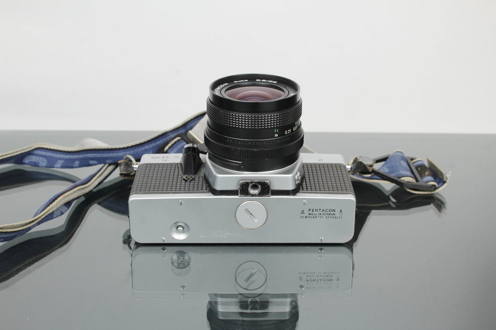 <tc>Praktica</tc> MTL 3 + Pentacon auto 2.8/29 M42 objektiv