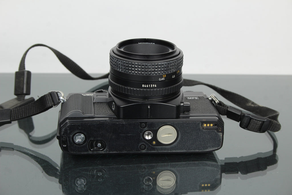 Minolta X-700 + MD 50mm 1:1.7 objektiv