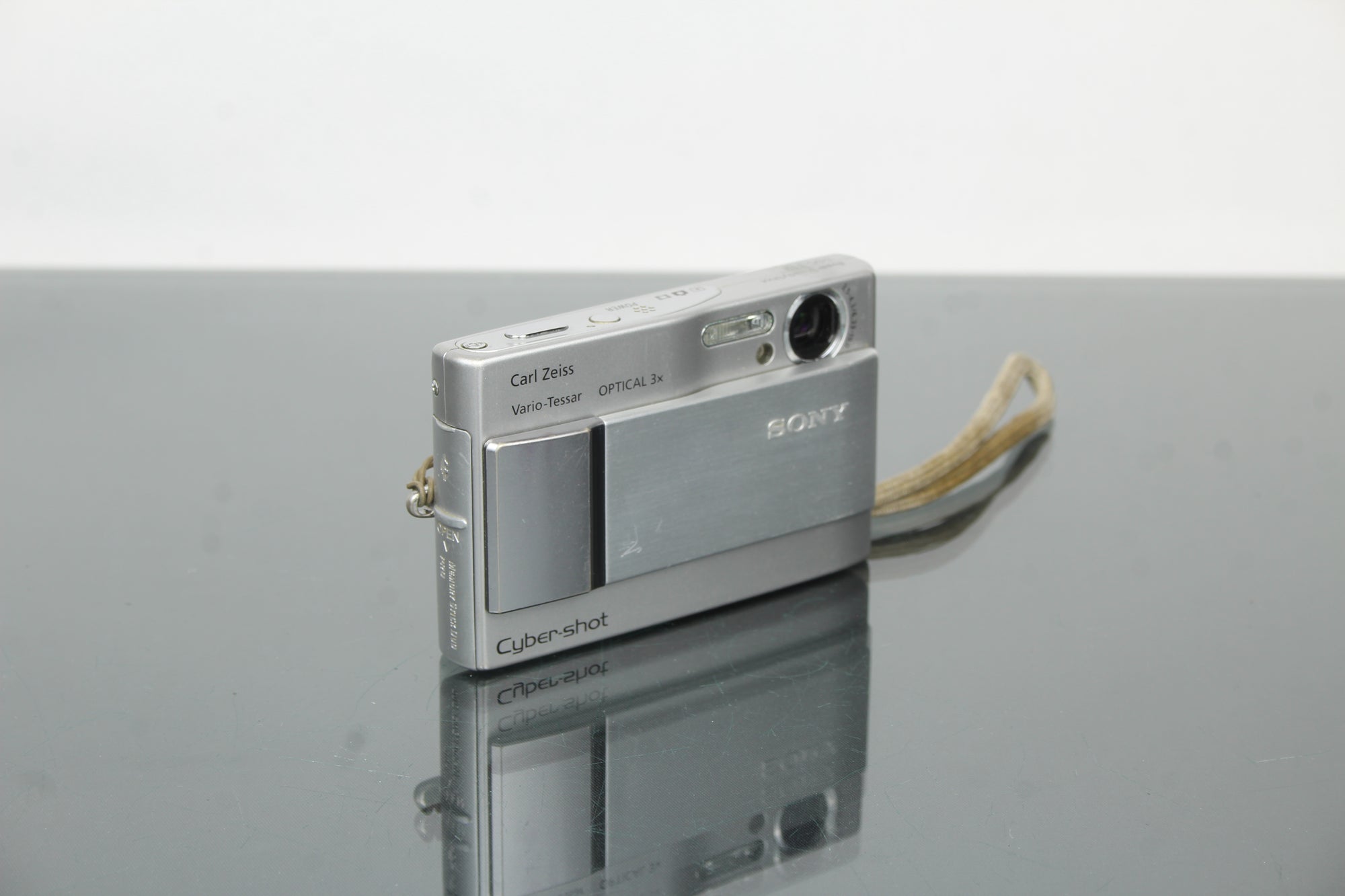 Sony Cyber-shot DSC-T10