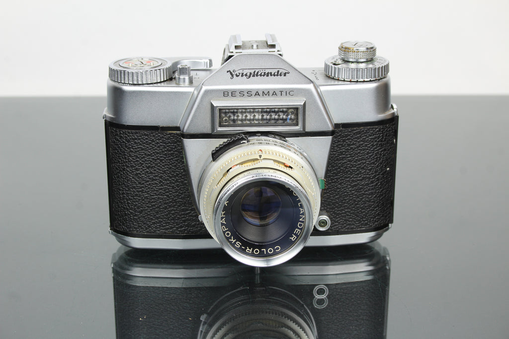 Voigtländer Bessamatic + 50mm f/2.8 Color-Skopar objektiv