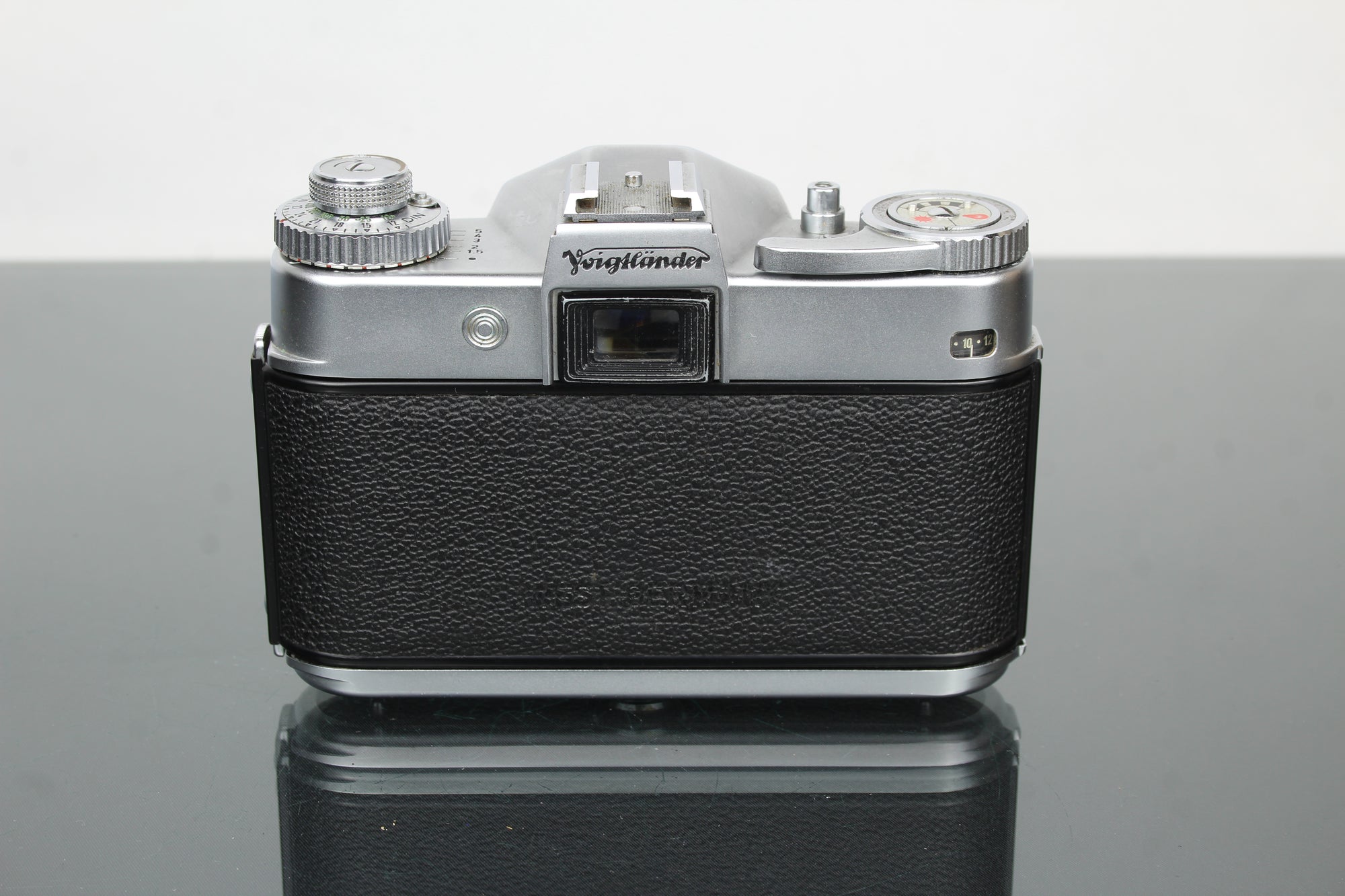 Voigtländer Bessamatic + 50mm f/2.8 Color-Skopar objektiv
