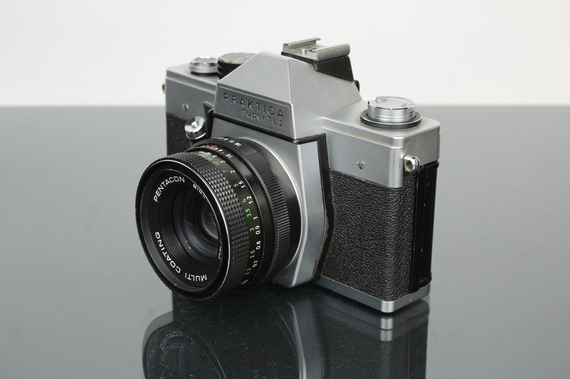 <tc>Praktica</tc> super TL2 + Pentacon elektrisk 50mm 1.8 M42 objektiv