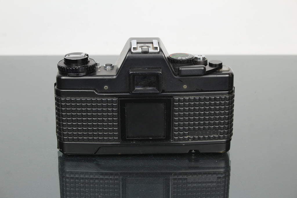 <tc>Praktica</tc> B200 elektronisk +  <tc>Praktica</tc>r 50mm 1.8 linse