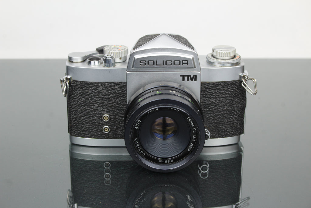 Soligor TM + Cosinon Auto 55mm f/2.8 Linse