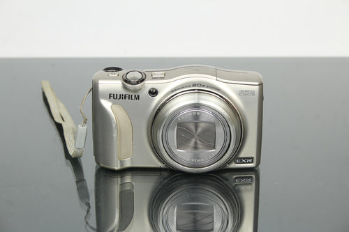 Fujifilm FinePix F800EXR