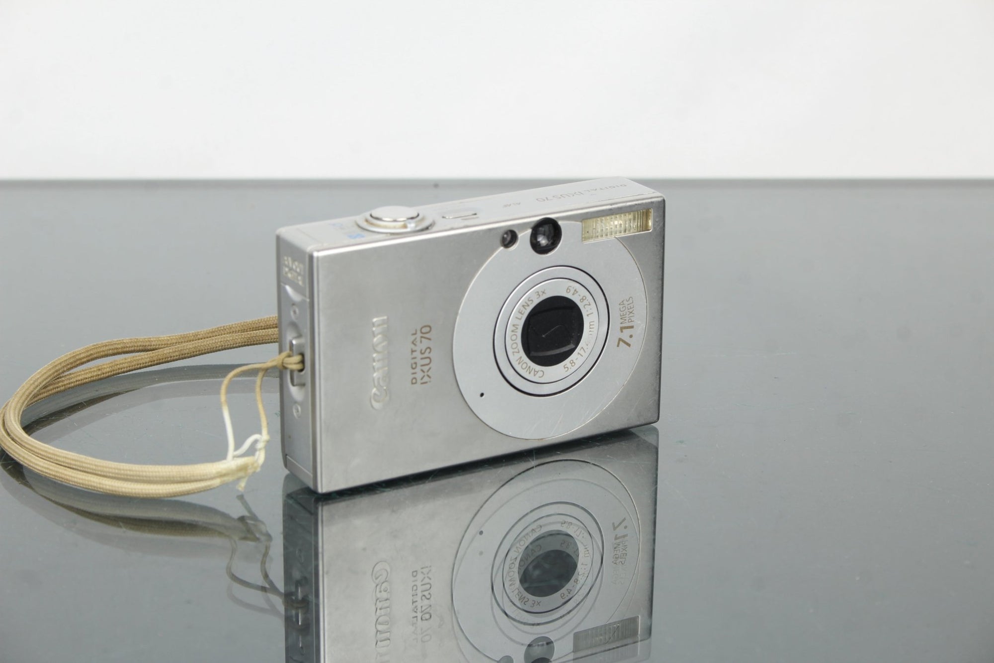 Canon ixus 70 - Dutch|Thrift