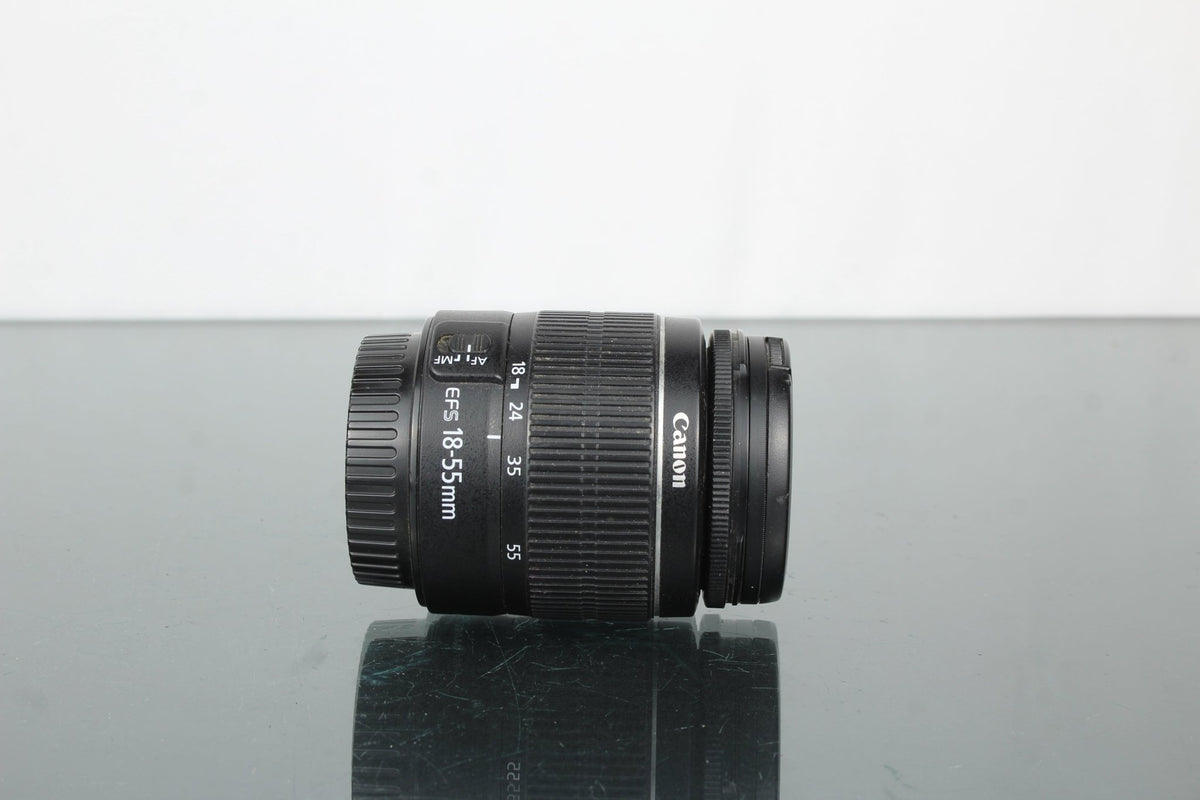 Canon Zoom EF - S 18 - 55mm 1:3.5 - 5.6 III - Dutch|Thrift