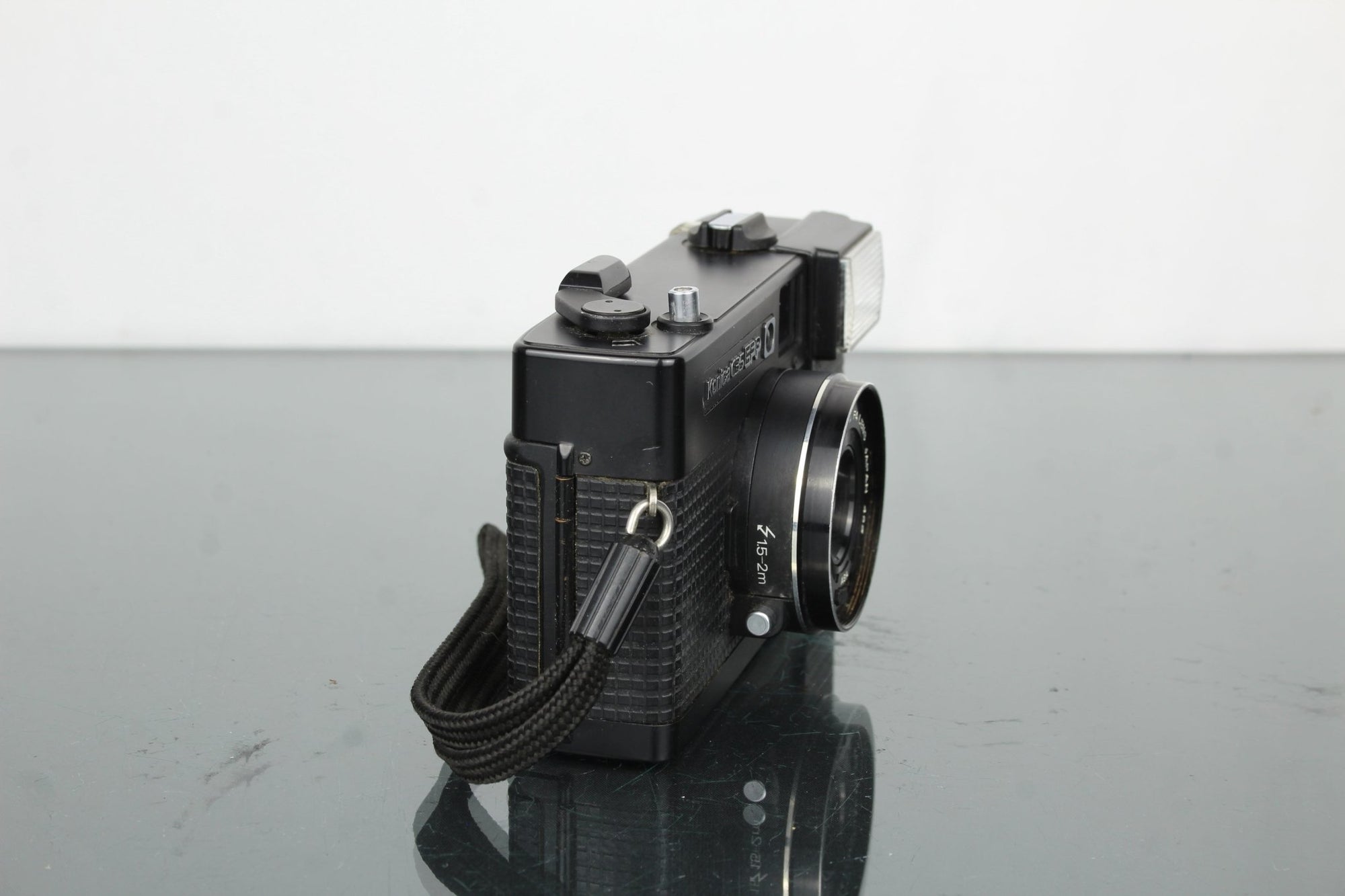 Konica C35 EF P - Dutch|Thrift