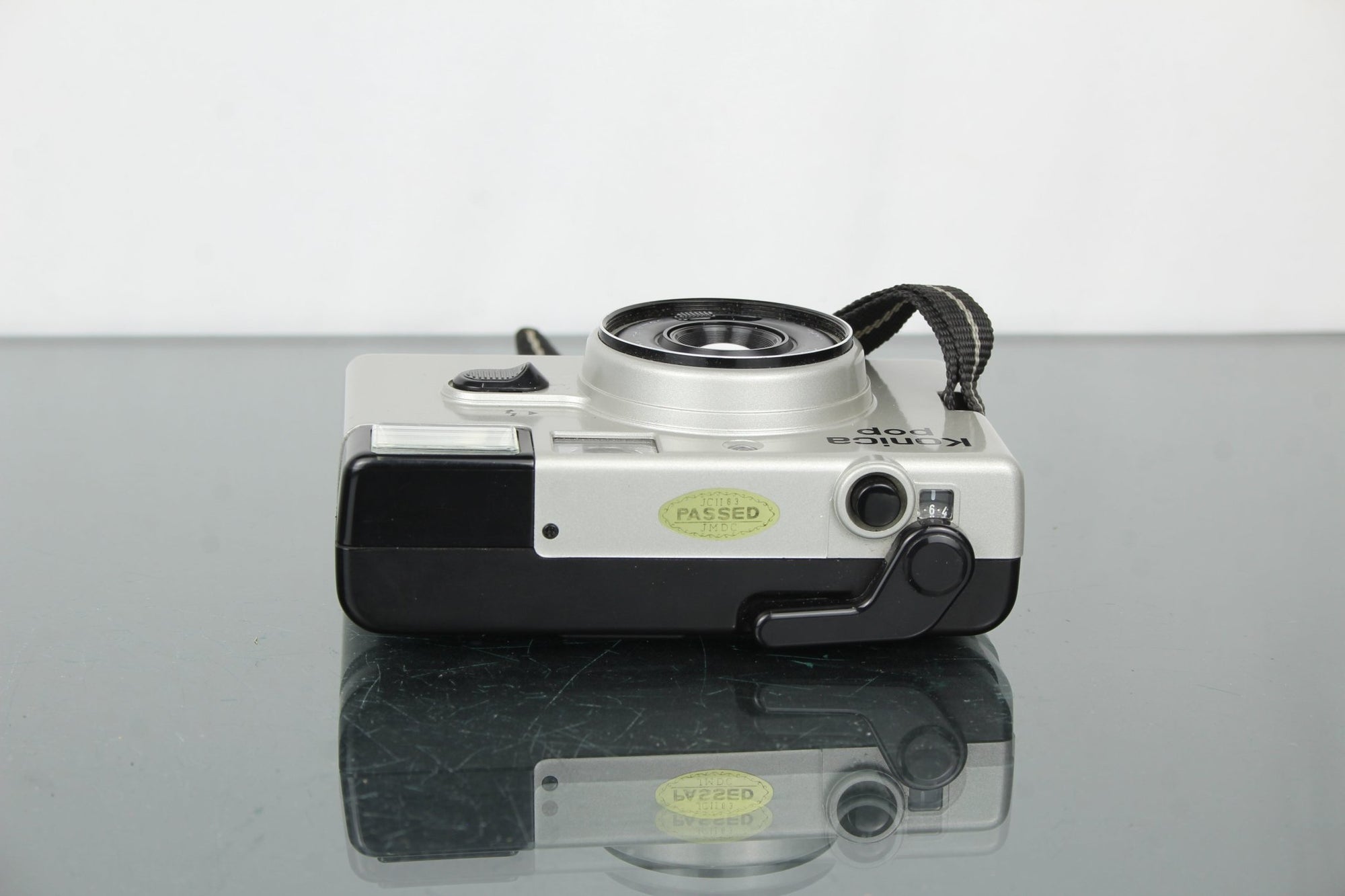 Konica Pop - Dutch|Thrift