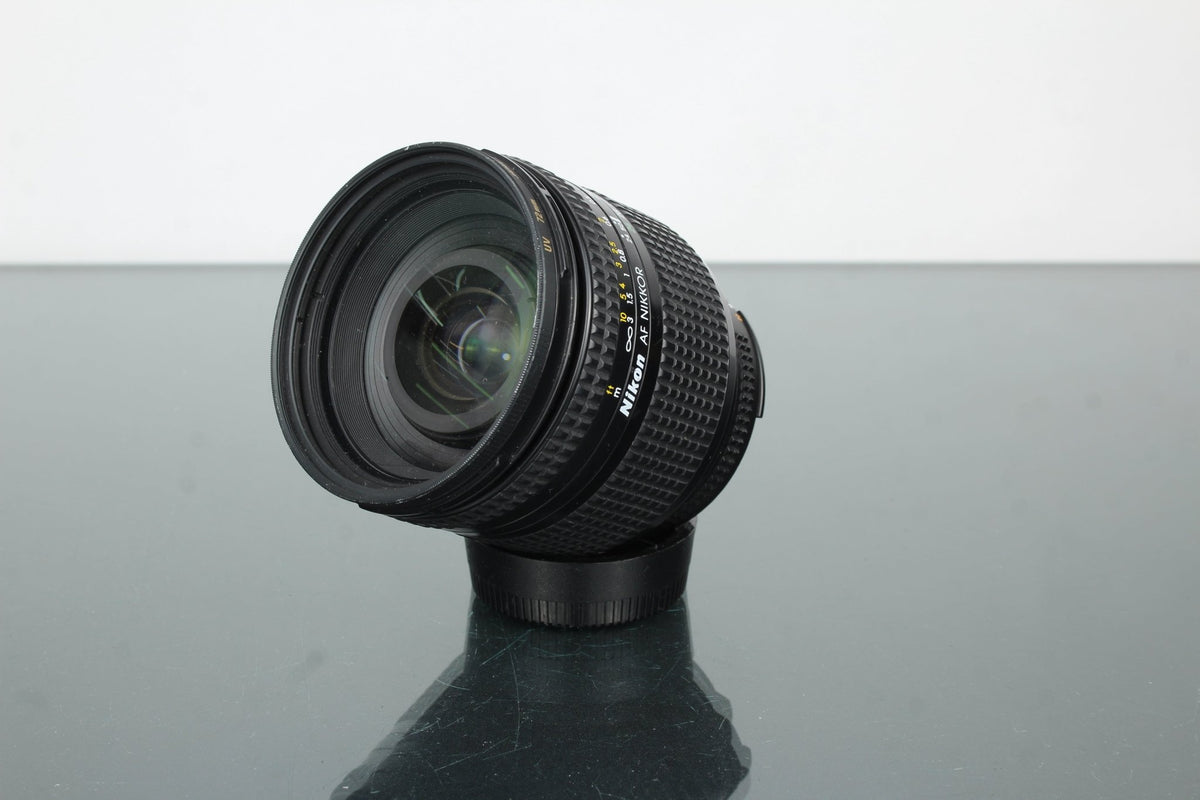 Nikon AF Nikkor 24 - 120mm 1:3.5 - 5.6 - Nikon F mount - Dutch|Thrift