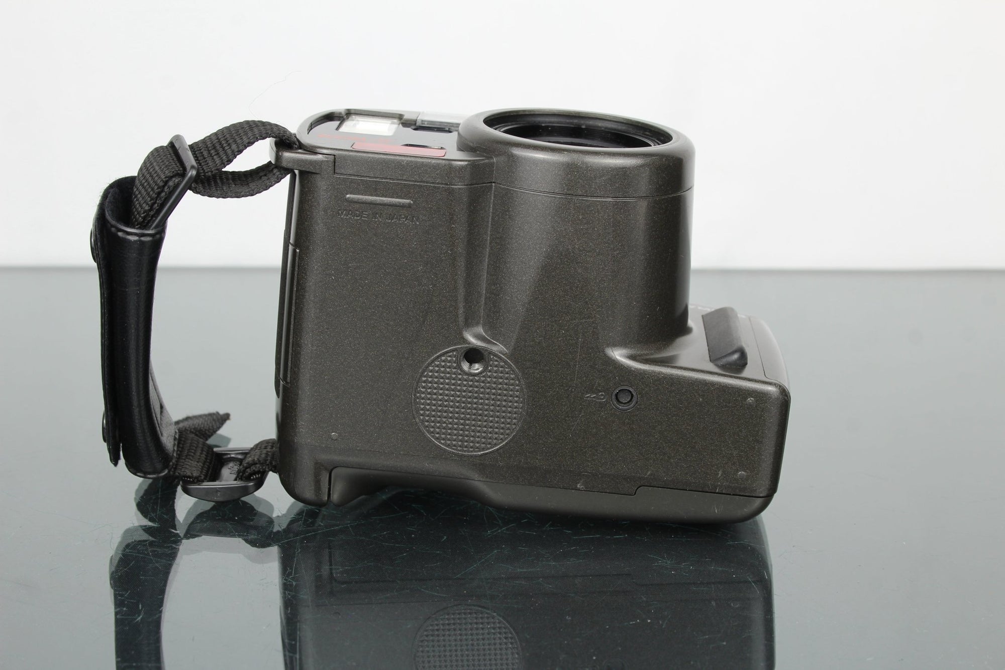 Olympus AZ - 330 SuperZoom - Dutch|Thrift