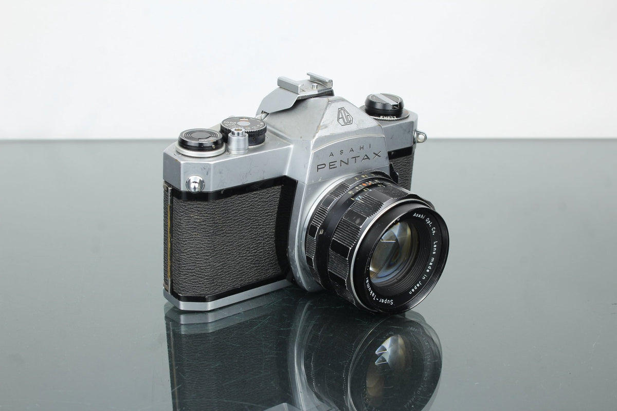 Pentax SP1000 + Asahi SMC Takumar 1:2/55 Lens - Dutch|Thrift
