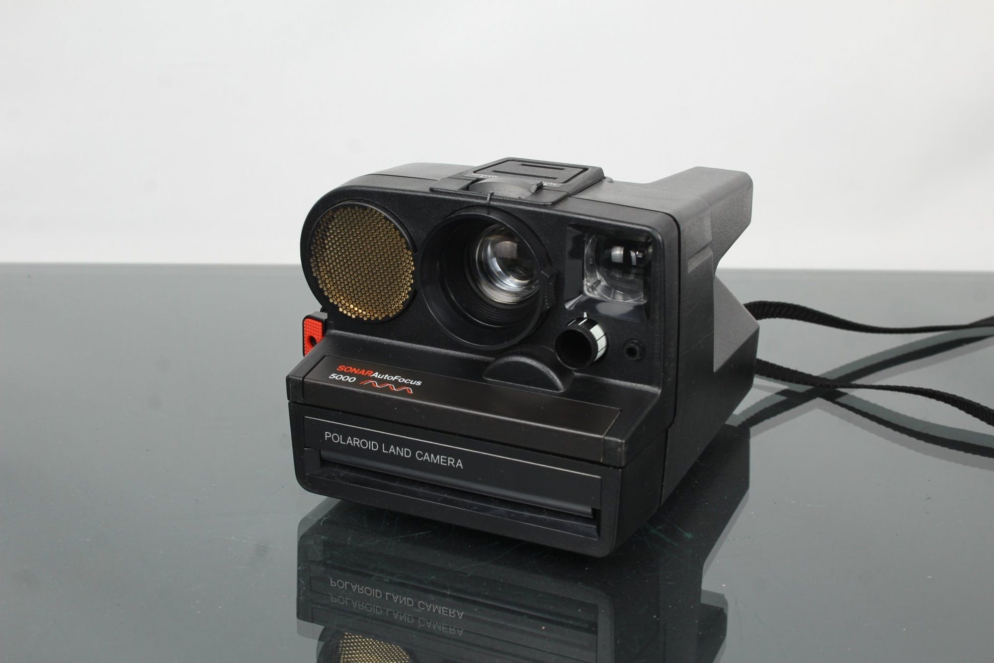 Polaroid Land Sonar Autofocus 5000 - Dutch|Thrift