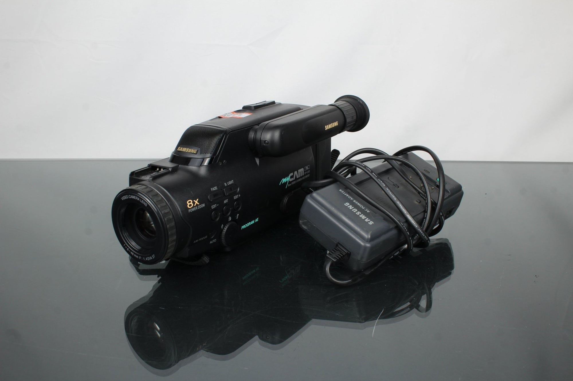 Samsung VP - U10 - Dutch|Thrift
