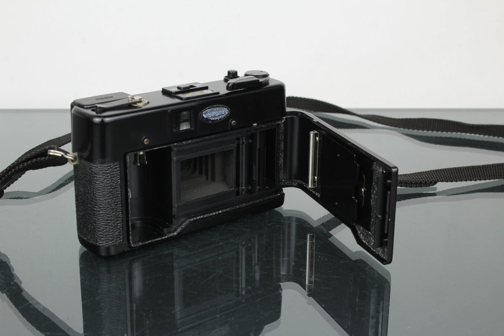 Yashica Diary - Dutch|Thrift