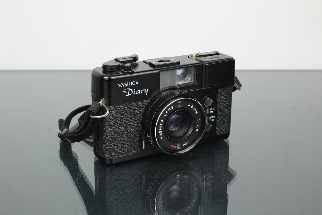 Yashica Diary - Dutch|Thrift