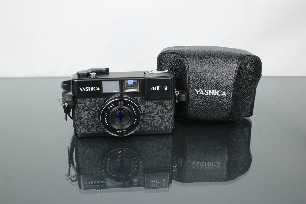 Yashica MF2 - Dutch|Thrift