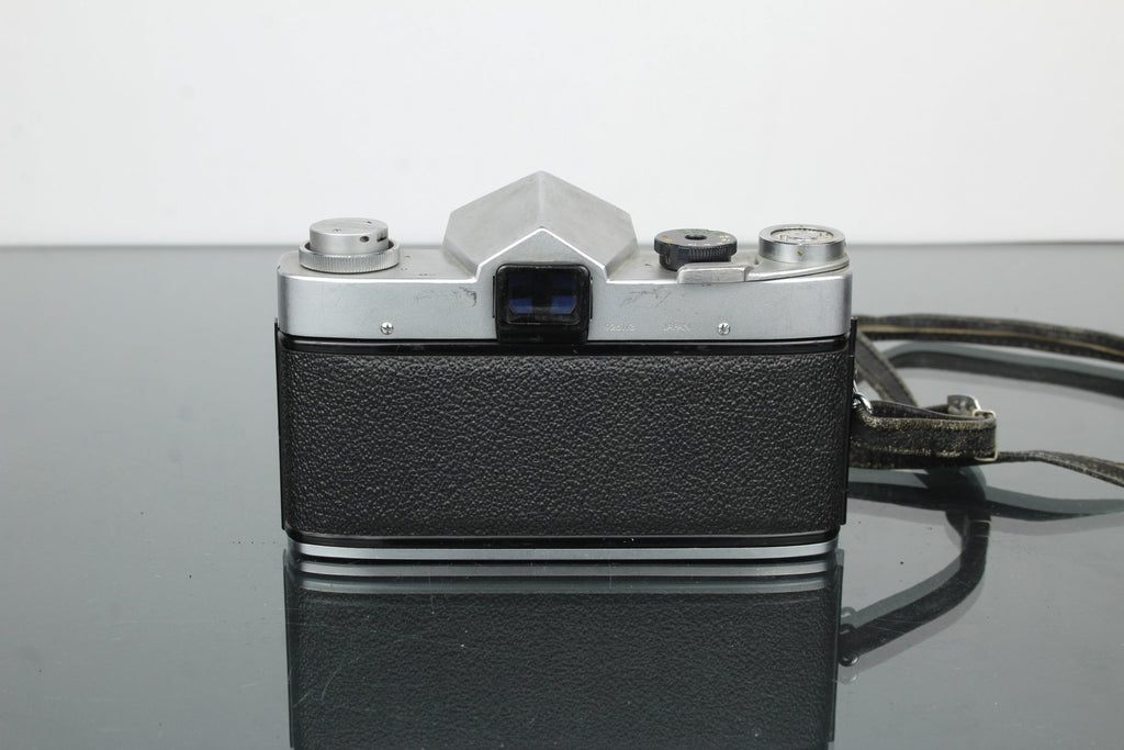 Yashica reflex 35 + Yashinon 1:2 5CM Lens - Dutch|Thrift